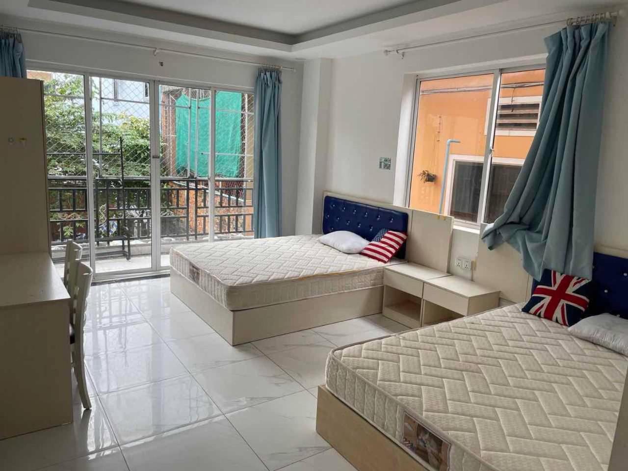 Hotel Angel Building Sihanoukville Esterno foto